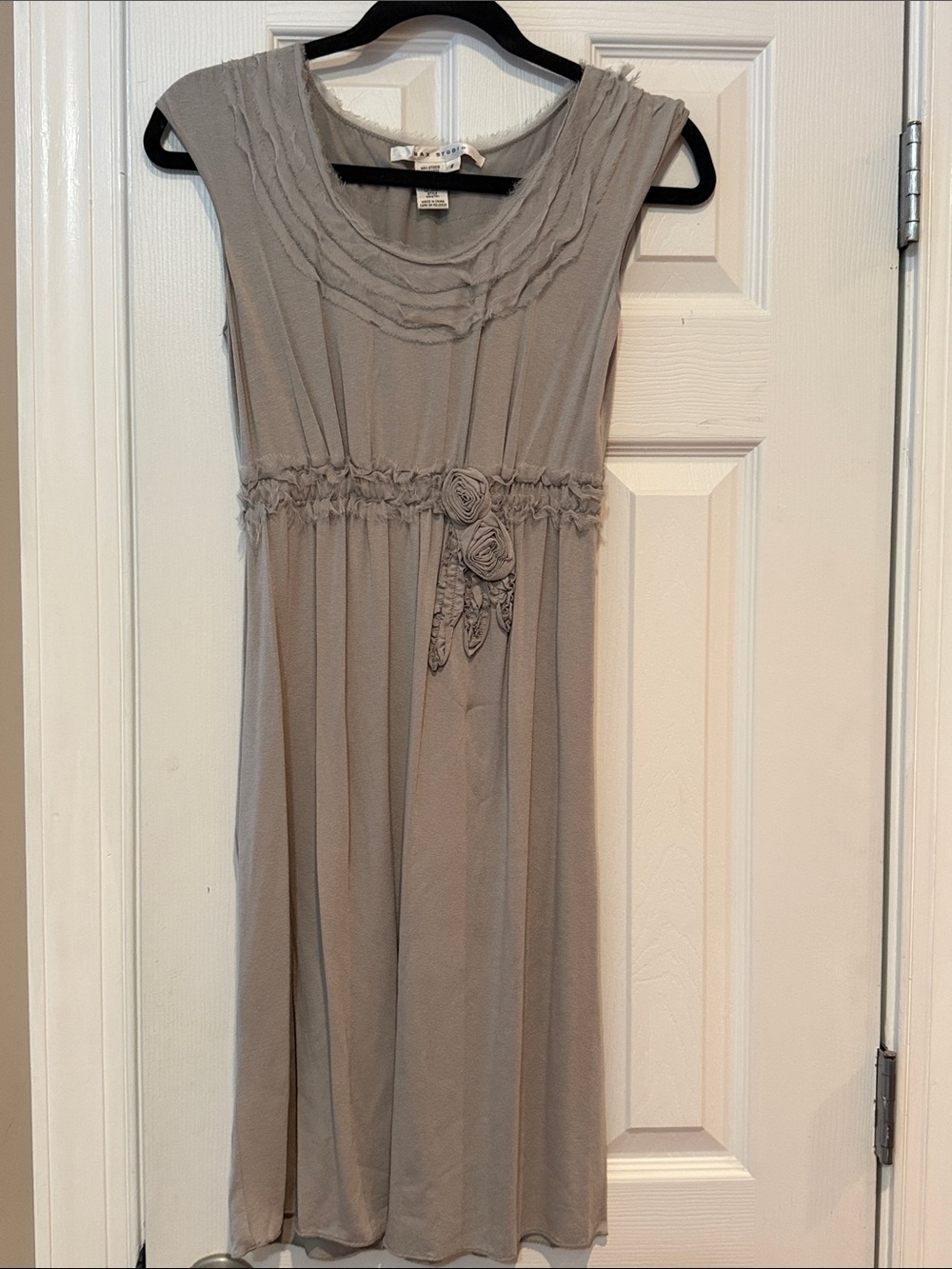 Max Studio Taupe Sleeveless Rosette-Trim Dress